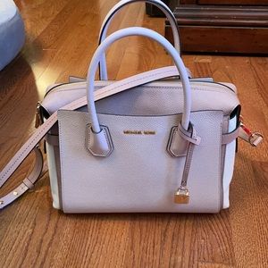 Beautiful Michael kors purse